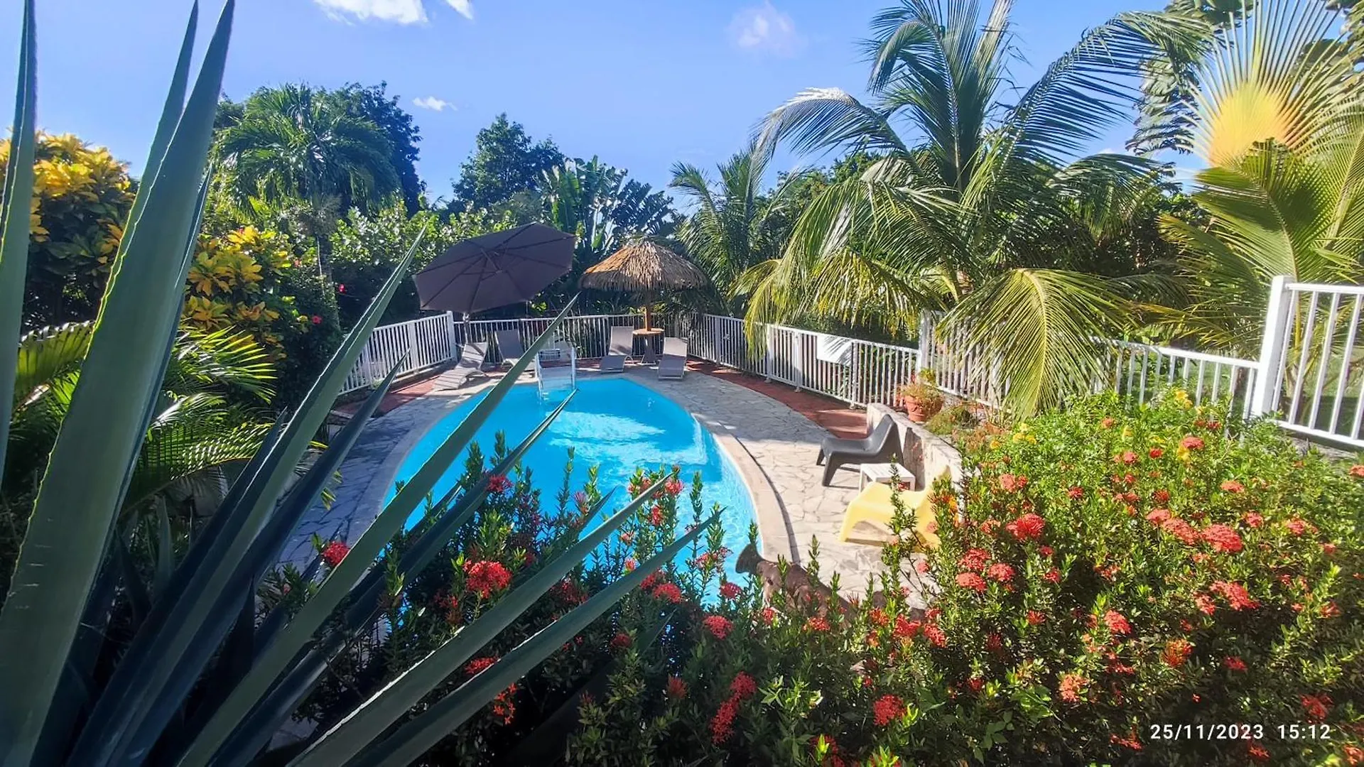 Ti Soley Bungalow De Charme Avec Piscine Bouillante 0*,  Guadeloupe